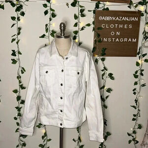 Maurice’s White Jean Jacket NWT